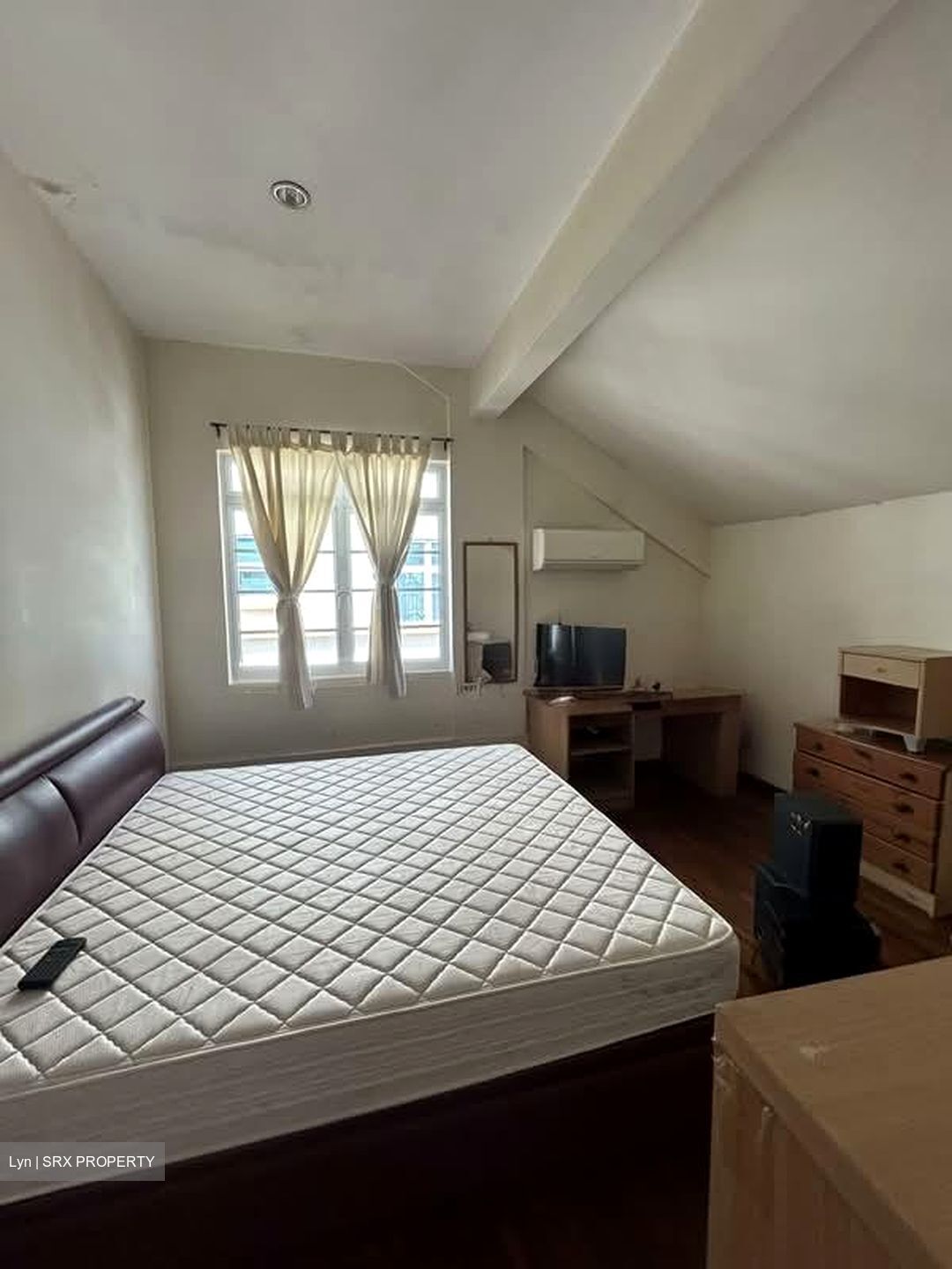 Sennett Estate (D13), Semi-Detached #561494011